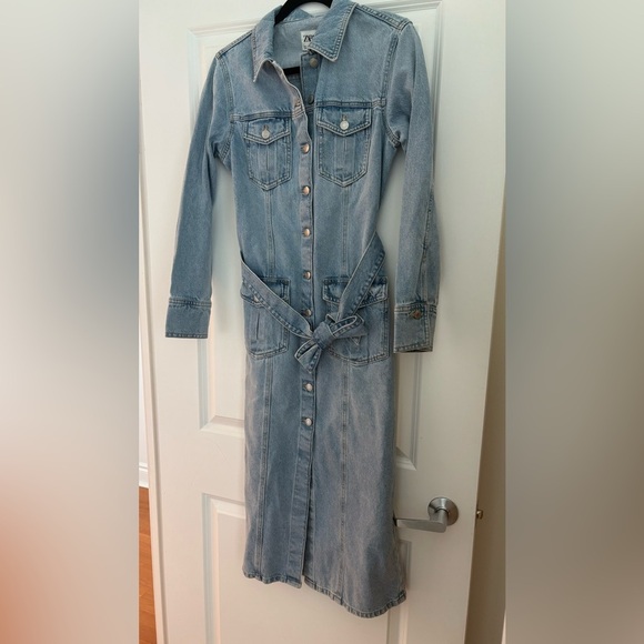 Zara Light Blue Belted Denim Midi Dress Size M brand new - Picture 6 of 16